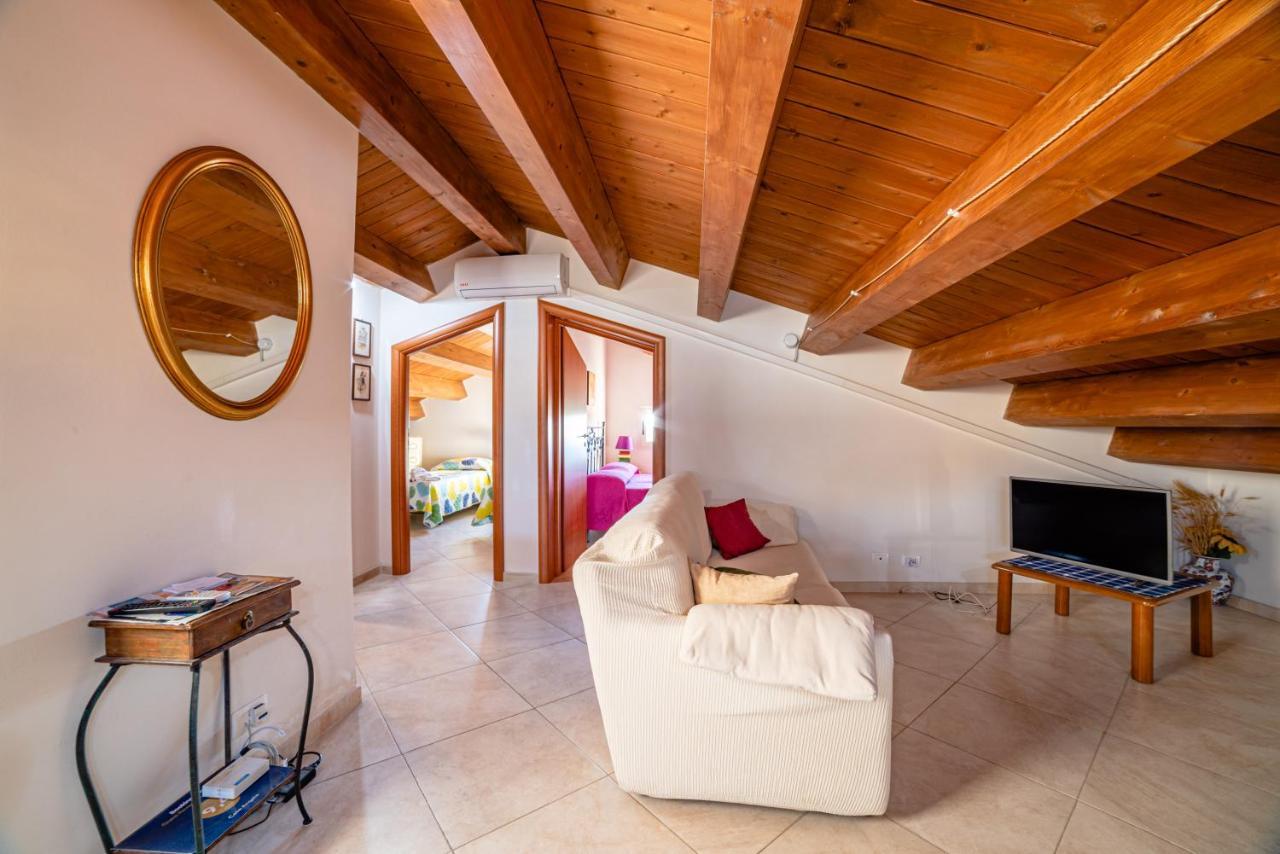 דירות סנטה קרוצ'ה קמרינה Casa Angela מראה חיצוני תמונה